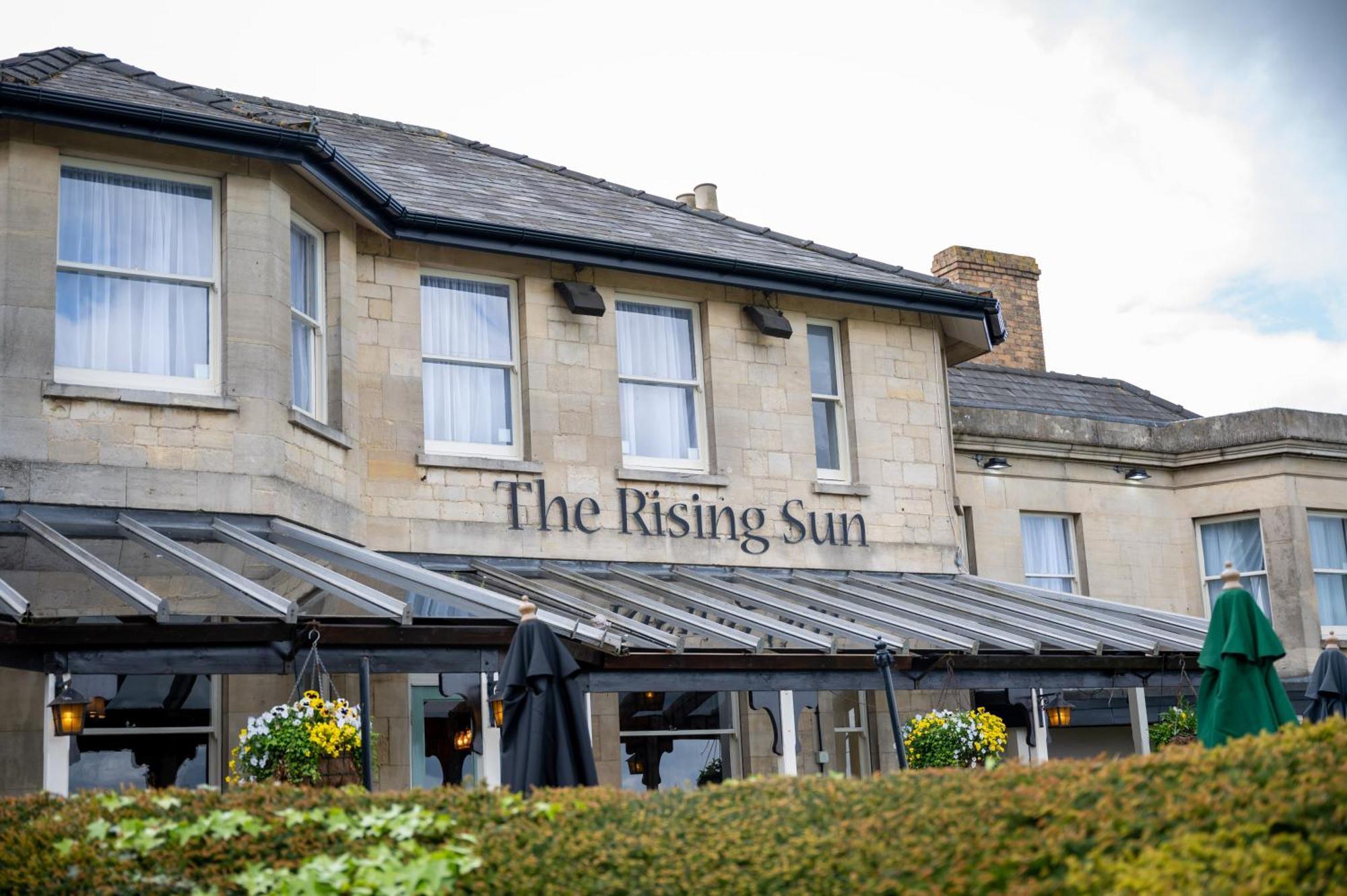 Rising Sun Hotel By Greene King Inns チェルトナム エクステリア 写真