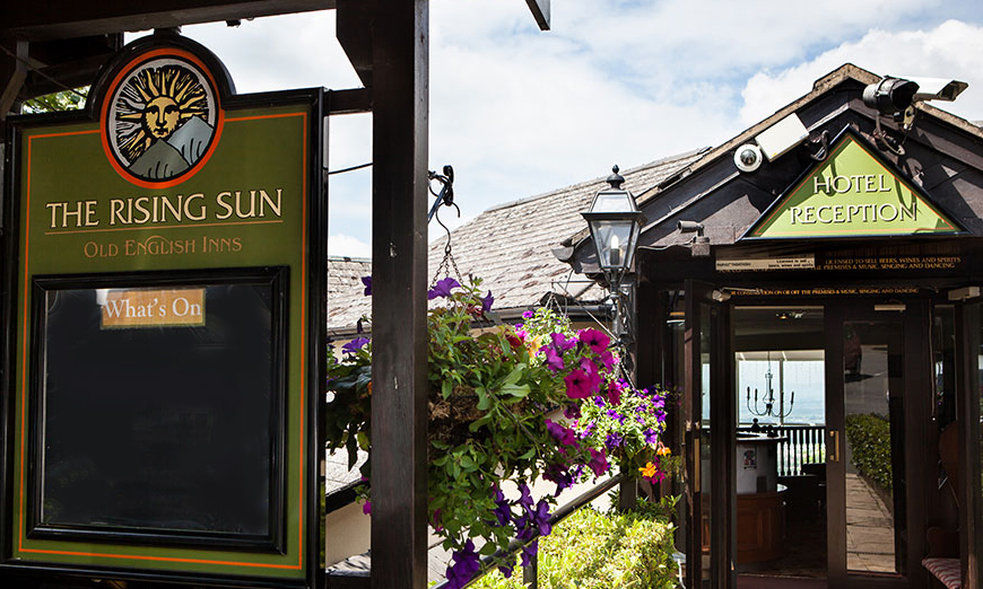 Rising Sun Hotel By Greene King Inns チェルトナム エクステリア 写真
